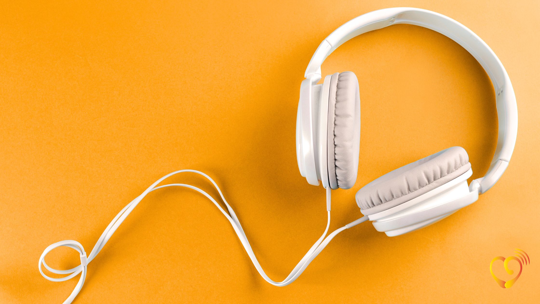 Som alto e fones de ouvido: Aumentam o risco de surdez?