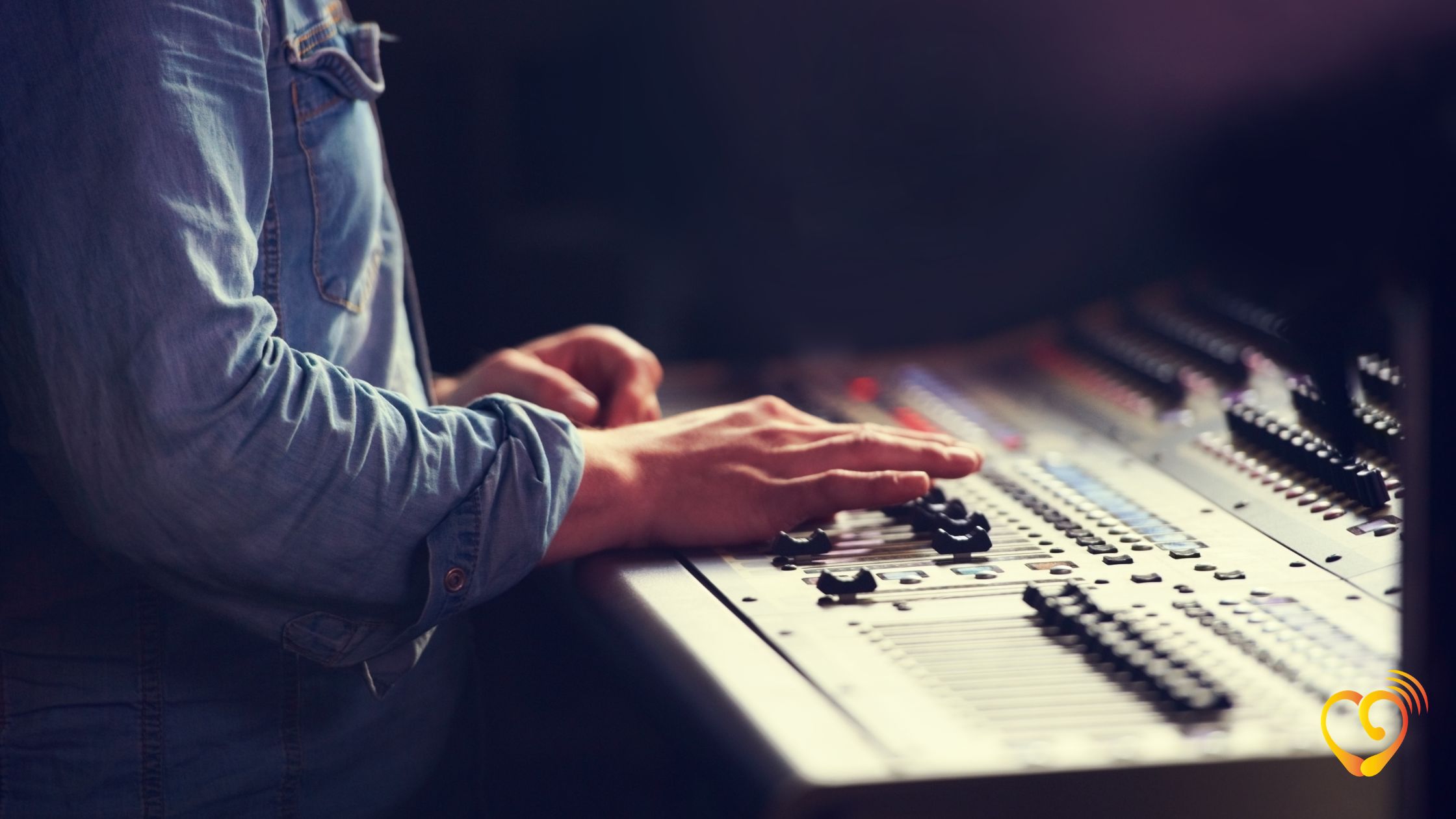Ajustando o som do seu aparelho auditivo: um guia completo