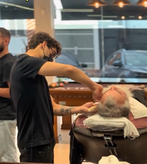 Sr. Saldanha Barbearia - foto 2