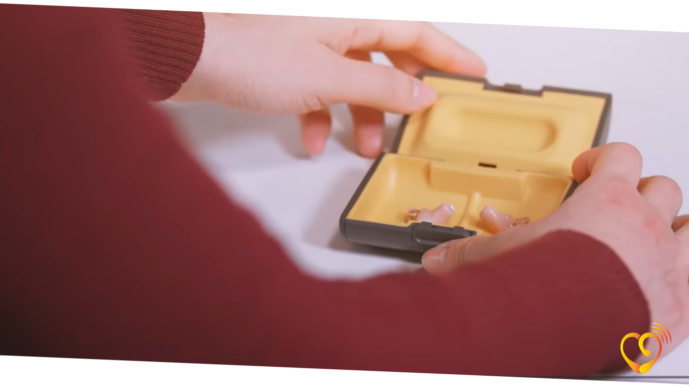 Exemplo de colocação aparelho auditivo